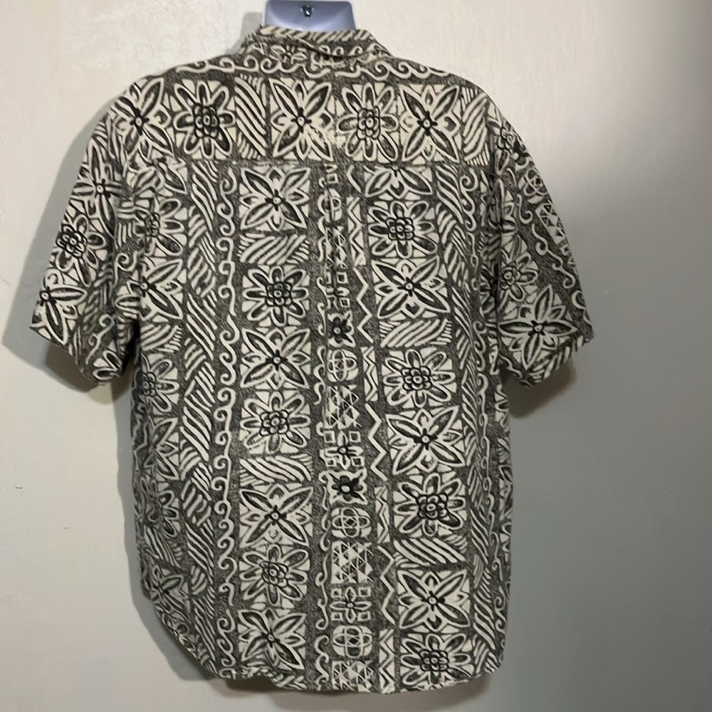 Guess made in USA Hawaiian style block pink Black and White Button Down Shirt XL - Picture 4 of 6